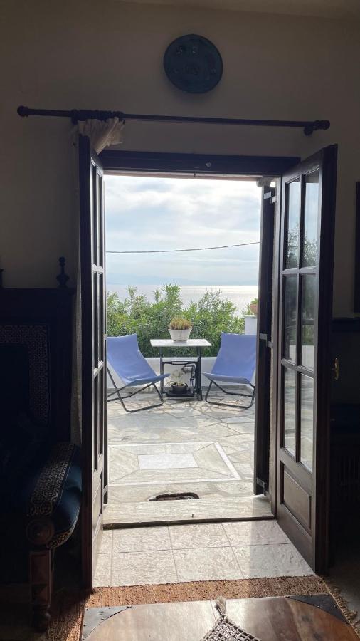 Iris Sea View Villa 아피소스 외부 사진